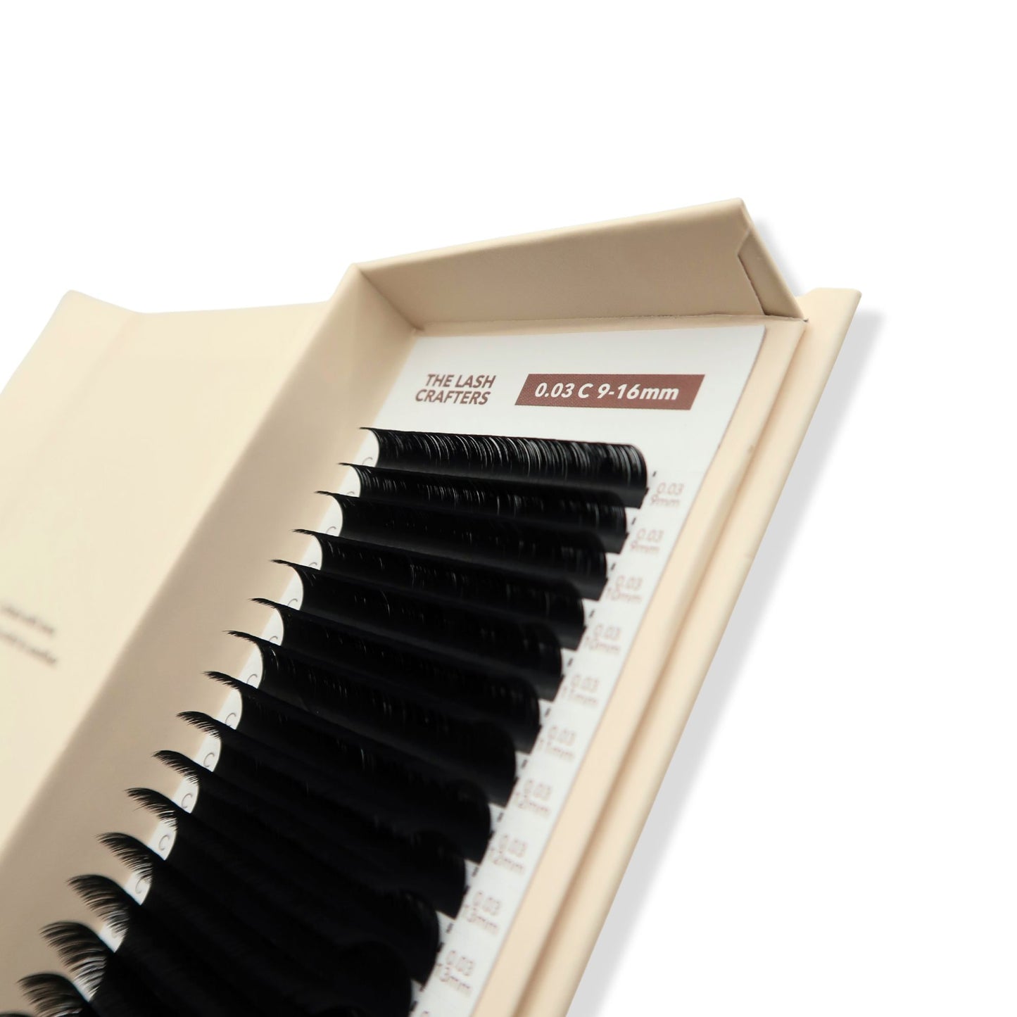 18 Lines | Signature Series 0.03 Lash Extension Trays